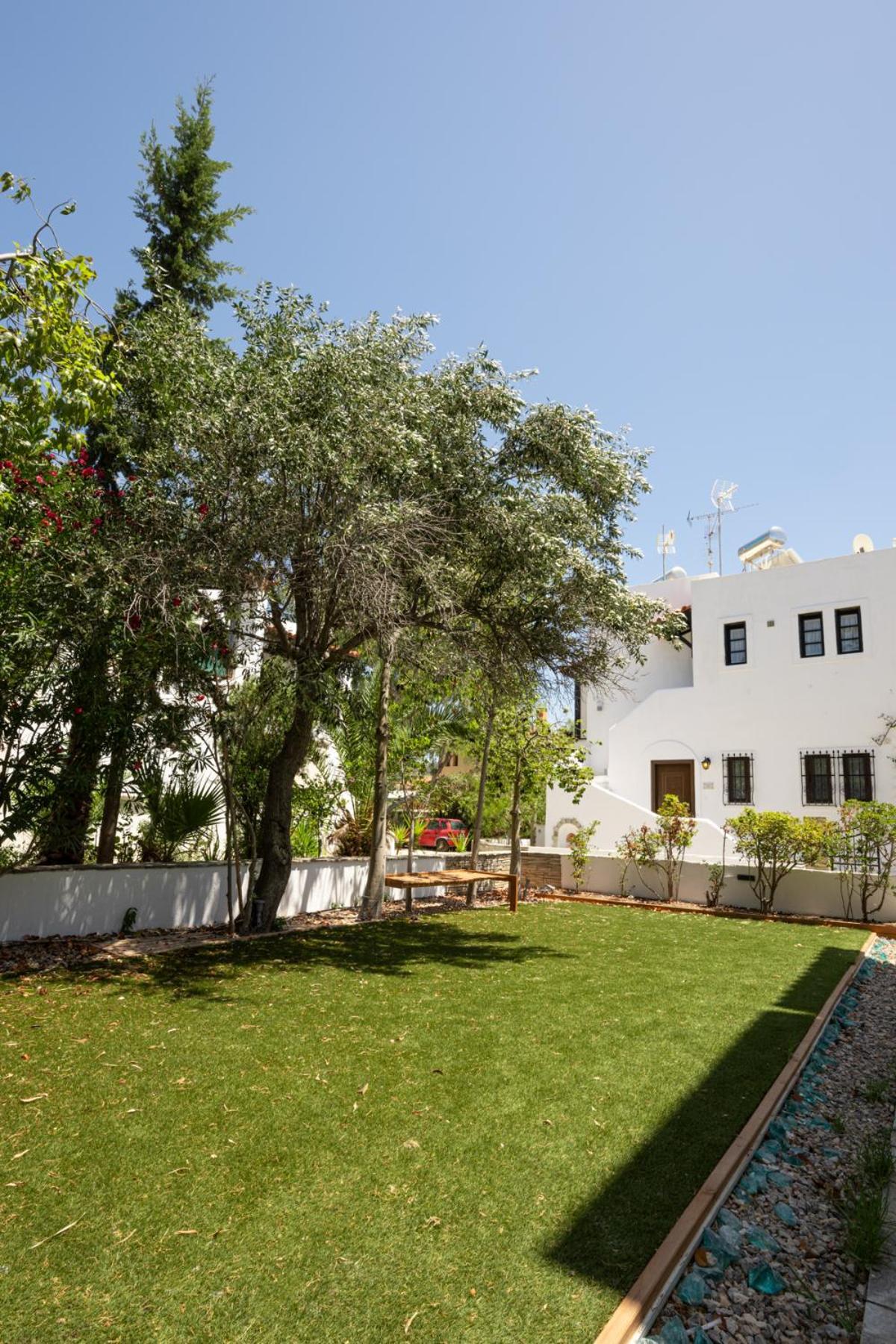 Alkis Guest House By Aegiankazarte Kapotidhes Экстерьер фото